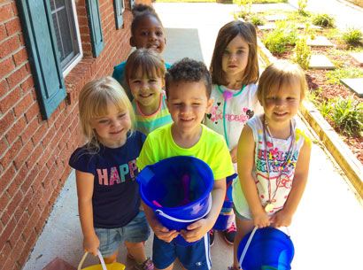 141 Summer Outdoor Playtime