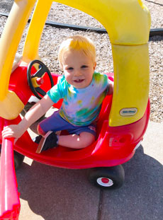 116 Tie Dye Friday Outdoor Play Web
